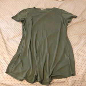 Green tee shirt dress